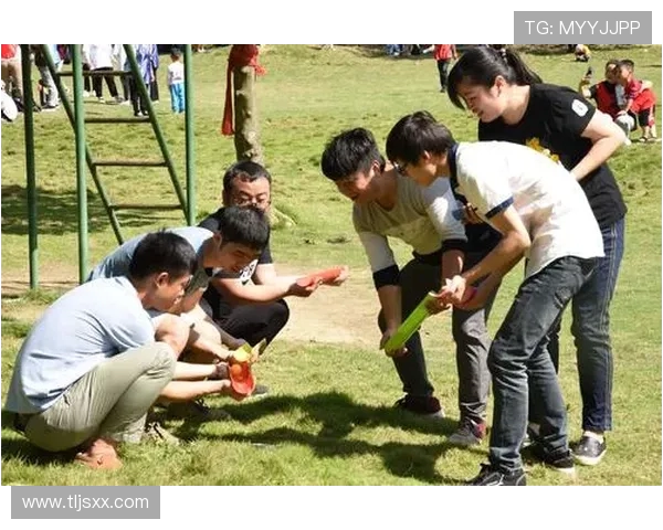 跳水运动的魅力与挑战:从技巧提升到心理素质的全方位解析 跳水运动的魅力与挑战:从技巧提升到心理素质的全方位解析