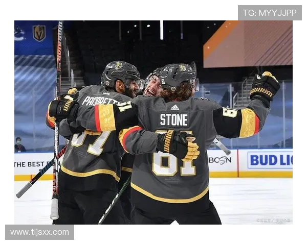 电竞赛事比分解析 精彩对决回顾与未来战局展望 电竞赛事比分解析 精彩对决回顾与未来战局展望