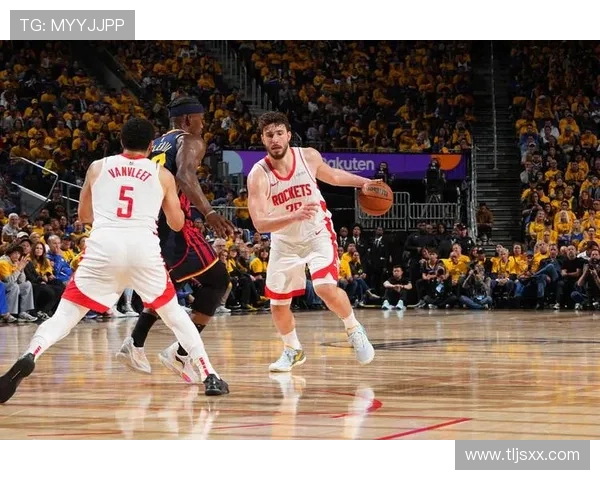 2006年NBA季后赛火箭对决马刺的经典对抗与精彩瞬间回顾